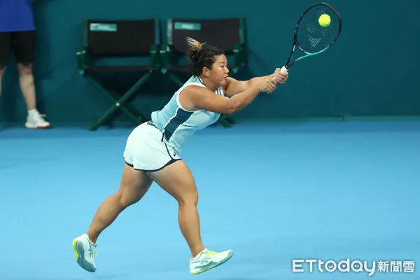 ▲亞運網球混雙梁恩碩、黃琮豪於金牌戰出賽。（圖／記者林敬旻攝）