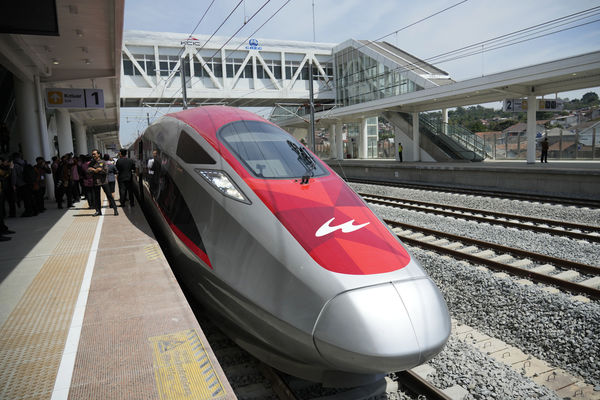 ▲▼ 印尼總統佐科威（Joko Widodo）為雅萬高鐵正式營運揭幕。（圖／達志影像／美聯社）