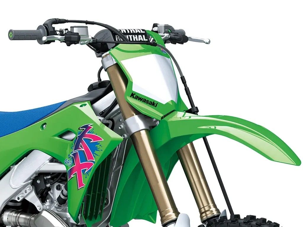 KAWASAKI推出KX450和KX250 50週年紀念版，90年代經典回憶再現