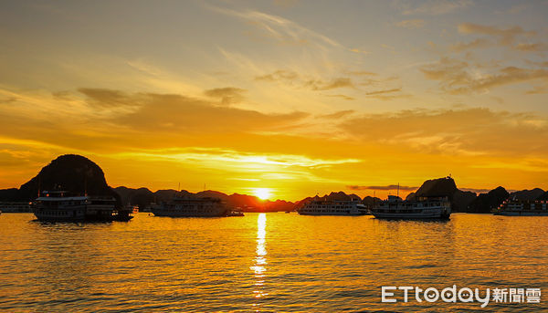 ▲▼越南下龍灣夕陽。（圖／記者蔡玟君攝）