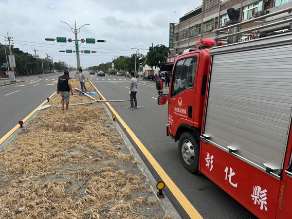 ▲颱風小犬來襲，彰化發生40起災情。（圖／記者唐詠絮翻攝）