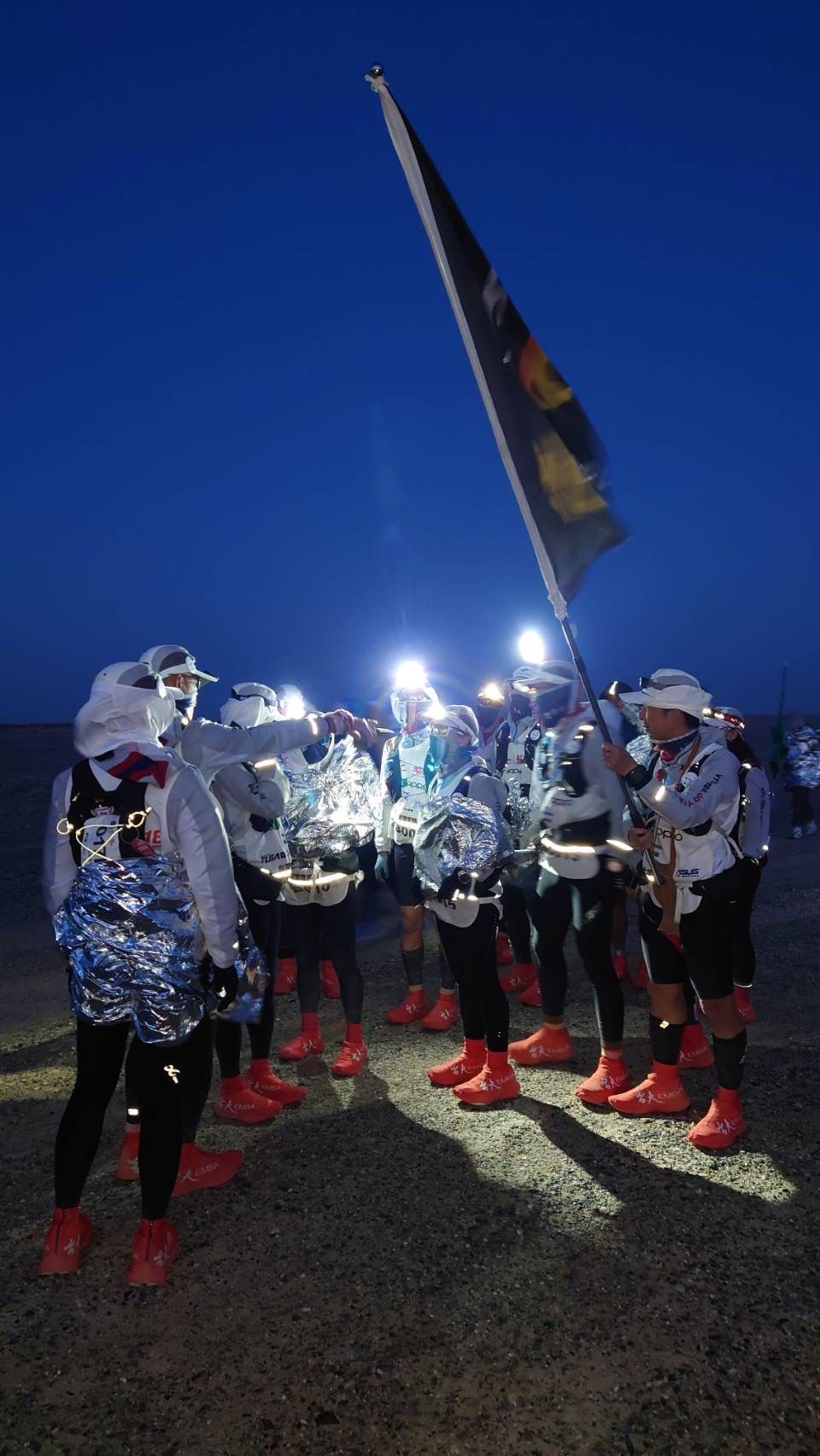 ▲▼ 台大EMBA,玄奘,戈壁挑戰隊。（圖／台大EMBA提供）