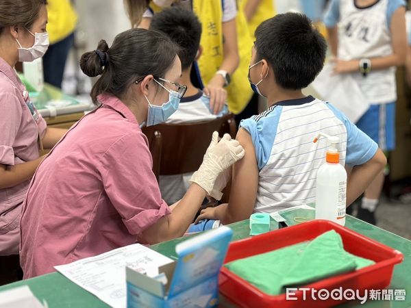 ▲▼避免學生躲打高端流感疫苗，北市教育局將在前一工作日揭示廠牌。（圖／北市教育局提供）