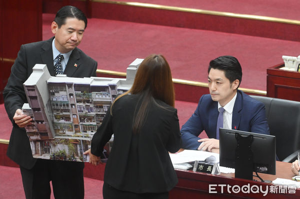 ▲▼台北市議員陳怡君市政質詢。（圖／記者李毓康攝）