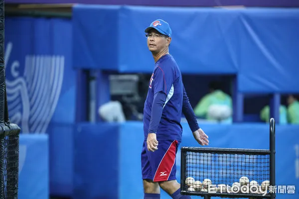 ▲亞運中華隊教練湯登凱。（圖／記者林敬旻攝）