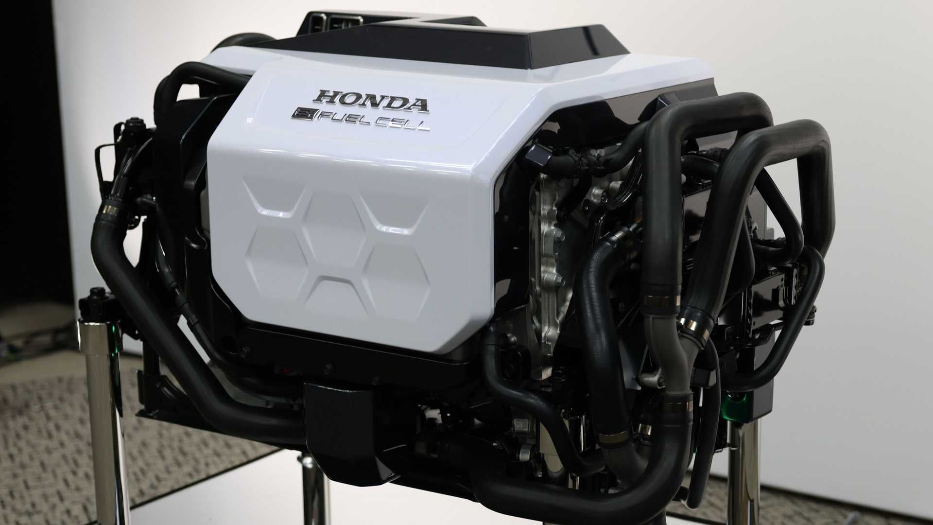 ▲HONDA計劃在明年推出氫燃料CR-V，近來測試車搶先曝光！（圖／翻攝自《BestCar》）