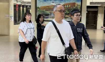 快訊/股價90慘變壁紙!飛躍文創坑殺投資人2億 董座夫妻收押禁見
