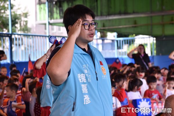 ▲▼花蓮市立幼兒園在國慶連假前夕舉辦「雙十國慶」主題教學活動。（圖／花蓮市公所提供，下同）