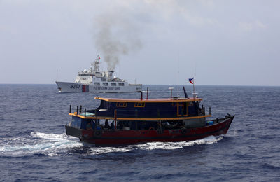 中菲南海衝突升溫　雙方人員「登鐵線礁對峙」