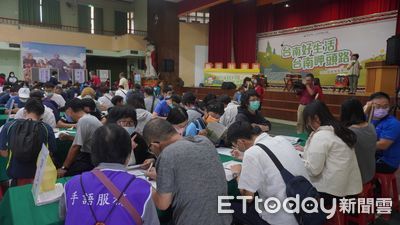 台南第3場大型就博會慈幼工商登場 4000職缺初媒率5成1