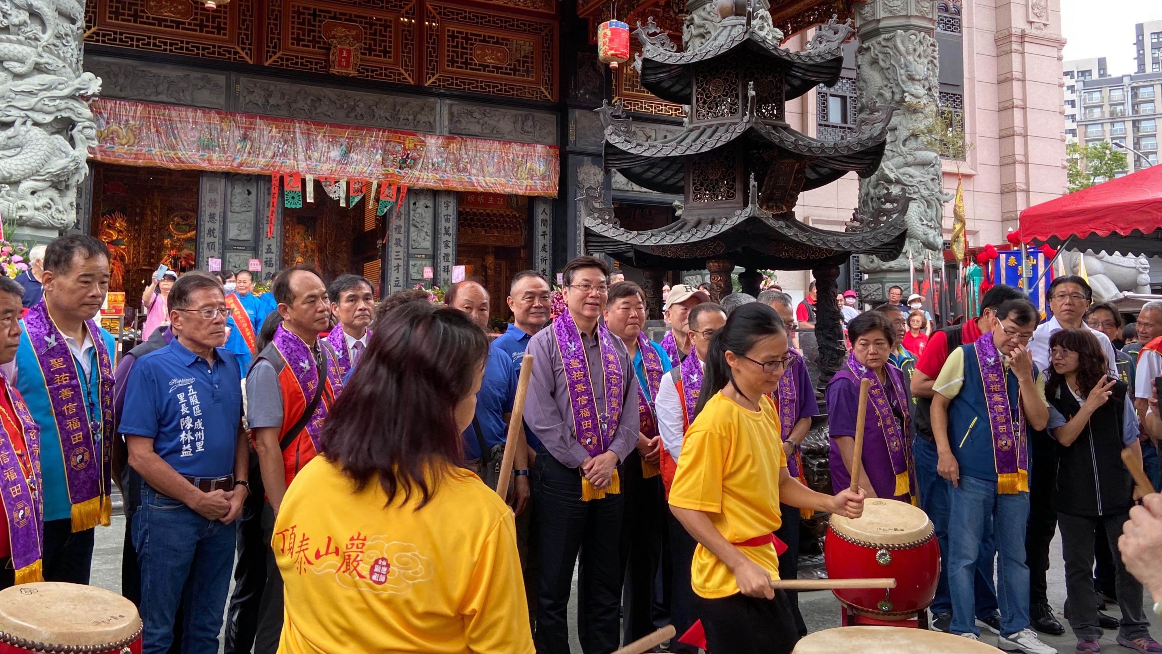 ▲2023顯應祖師文化祭 劉和然祈求風調雨順。（圖／新北市民政局提供）