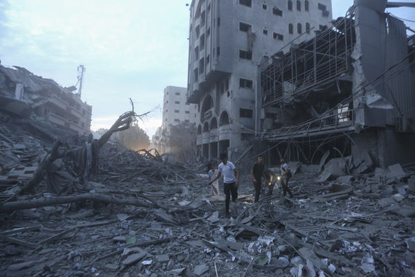 ▲▼加薩走廊加薩市（Gaza City）遭以色列砲擊。（圖／達志影像／美聯社）