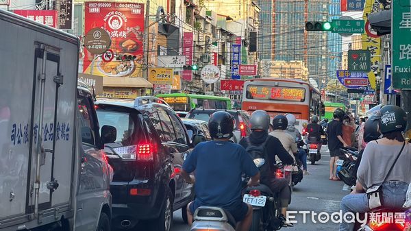 ▲▼國慶焰火,會場,停車。（圖／記者許權毅攝）