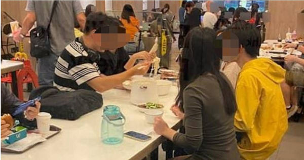 香港近日有5位民眾在麥當勞裡完全沒點任何餐點，卻公然拿出快煮鍋煮泡麵。（圖／臉書社團「將軍澳主場」）