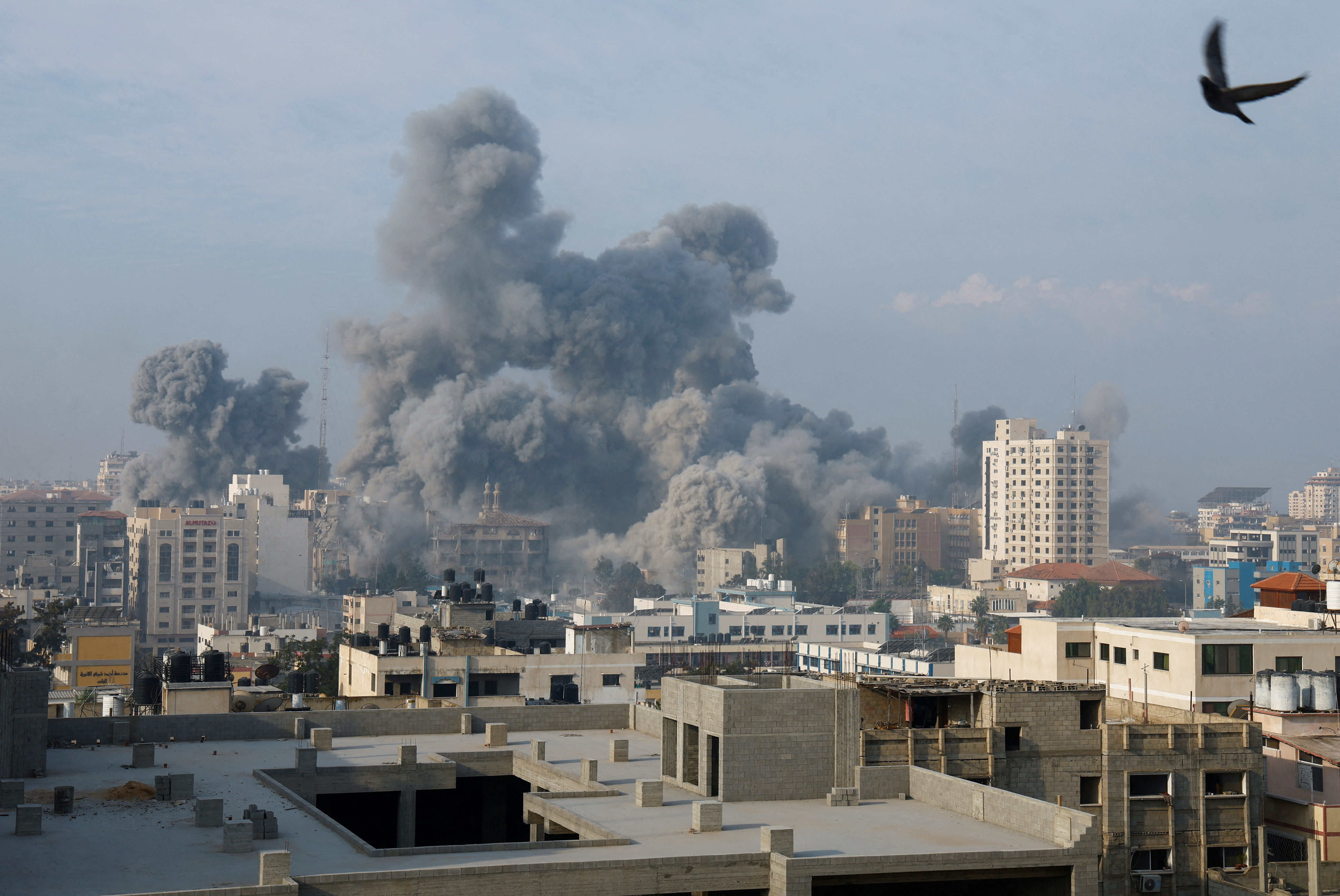 ▲▼ 加薩市遭以色列空襲。（圖／路透）
