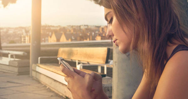 一名男網友表示近期認識的女生開口就跟他要500原吃早餐「看看心意」。（示意圖／Pixabay）