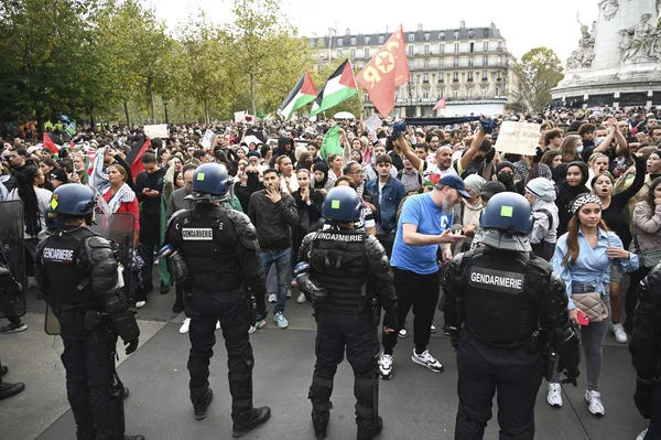 ▲▼法國下令，國內全面禁止支持巴勒斯坦的示威活動。（圖／達志影像／美聯社）