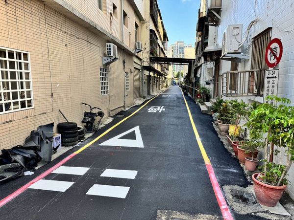 ▲和平路20巷內道路搶修完工。（圖／新竹市政府提供）