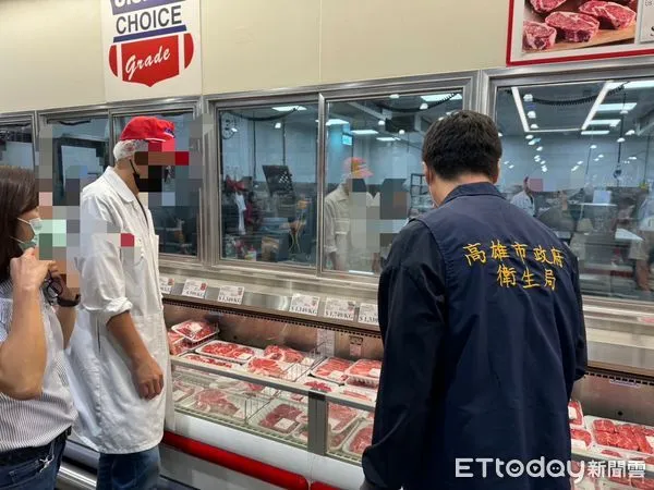 ▲▼衛生局到好市多賣場稽查牛肉。（圖／記者許宥孺翻攝）
