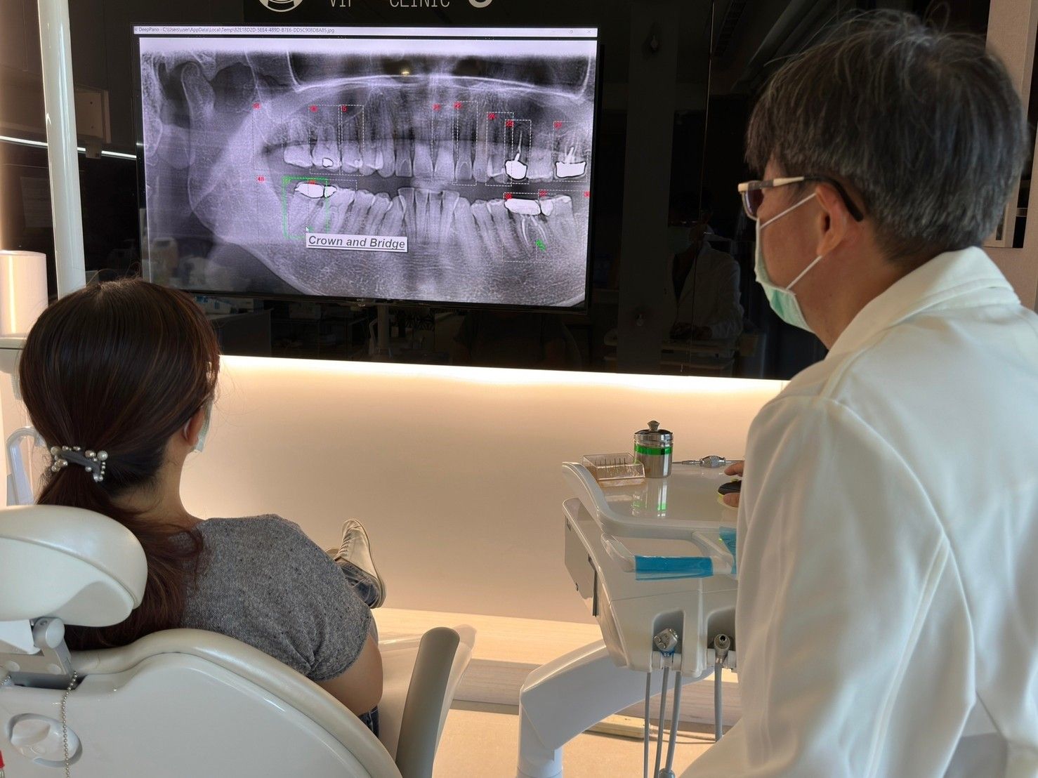 ▲▼明基醫和光明智能科技合作的牙科AI軟體幫助醫生方便跟病患溝通。（圖／公司提供）