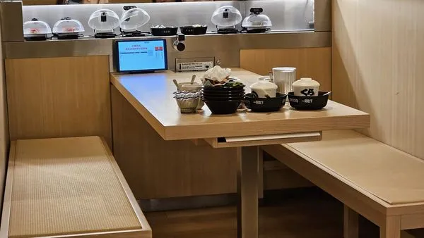 ▲▼。（圖／翻攝自Facebook／爆廢公社二館）