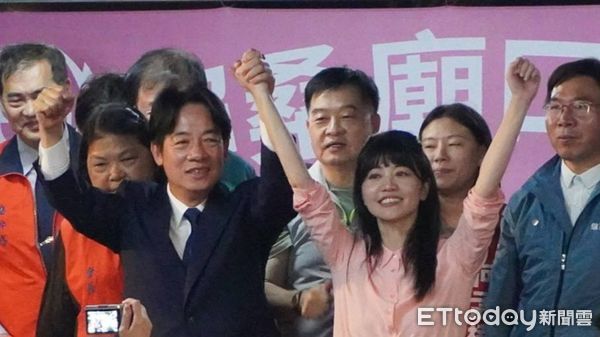 ▲▼賴清德晚間前往內湖為高嘉瑜輔選，端出生日蛋糕為她慶生。（圖／記者呂佳賢攝） 