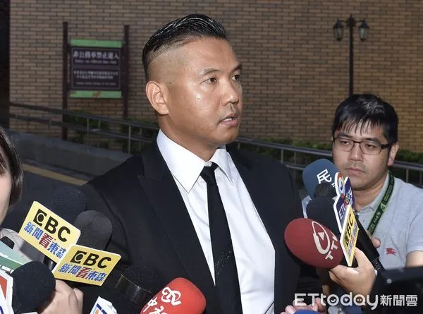 ▲▼黑人陳建州北檢出庭 。（圖／記者李毓康攝）