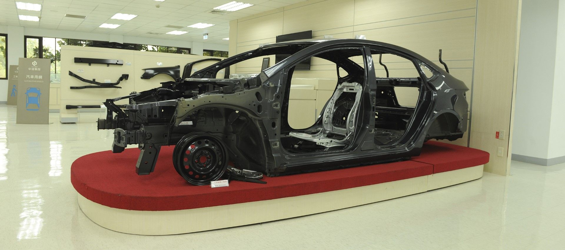 ▲▼納智捷luxgen 5 Sedan車款之車體採用中鋼成功開發第三代先進高強度汽車用鋼。（圖／中鋼提供）