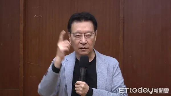 ▲▼趙少康說明藍白不合解決爭議的具體建議。（圖／記者陳煥丞攝）