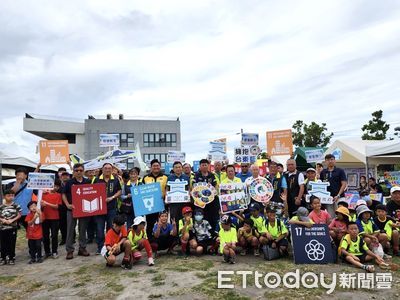台東「藍海之秋淨灘嘉年華」扎根正確海洋保護觀念