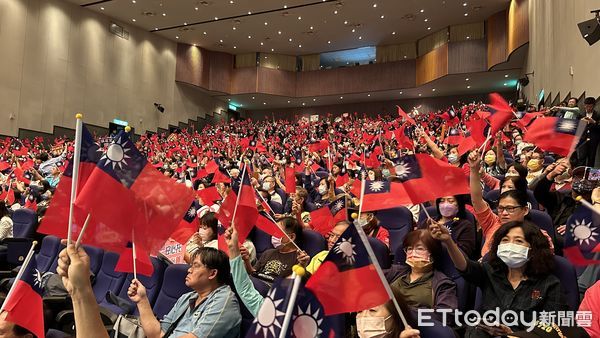 ▲▼    侯友宜「全國幼托挺侯」後援總會成立大會         。（圖／記者崔至雲攝）