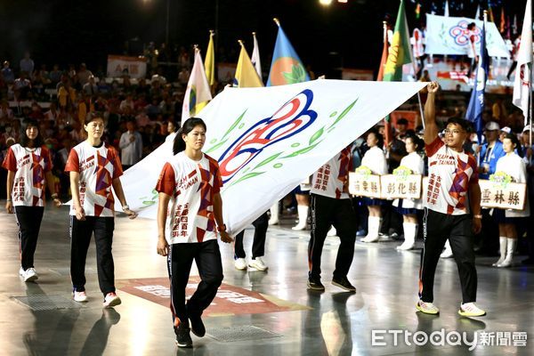 ▲2023年全國運動會賽事，21日在大台南會展中心盛大開幕，晚上開幕典禮，由總統蔡英文、行政院長陳建仁、台南市長黃偉哲共同主持，眾多來賓也到場為選手加油。（圖／記者林東良翻攝，下同）