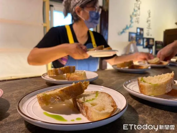 ▲利用月桃為食材元素推出「月桃大餐」。（圖／記者楊漢聲翻攝）