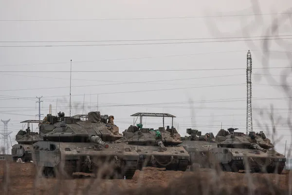 ▲以色列坦克在加薩邊境就位。（圖／路透）