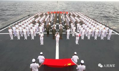 解放軍最大訓練艦　戚繼光號穿越6海峽完成遠海實習