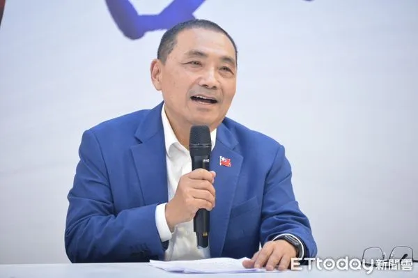 ▲侯友宜回應在野整合記者會。（圖／記者黃國霖攝）