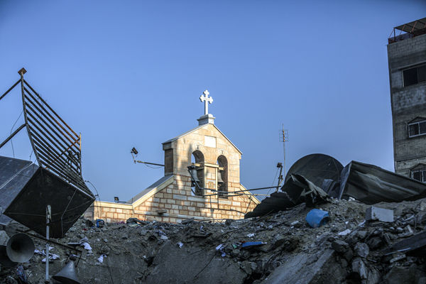 ▲▼以色列19日空襲加薩市的「聖波菲里烏斯教堂」（Church of Saint Porphyrius）。（圖／路透）