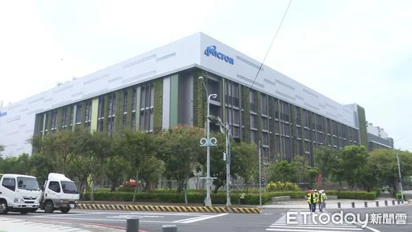 ▲中台灣科技走廊孕育許多科技巨擘、隱形冠軍，產業名聞世界，創上兆年產值，沿線創造科技業十餘萬人口紅利，光電、半導體及精密機械領軍，像是科技大廠美光、友達、鴻海、盟立進駐后科，累積龐大科技量能，就業人口紅利耀眼；整個科技走廊向北延伸至銅鑼科技園區，后里位居整個核心科技廊帶樞紐，紛紛吸引眾多目光聚焦，台中的「中科后里園區」，后里就像是一塊璞玉▼             。（圖／記者鄭遠龍攝）