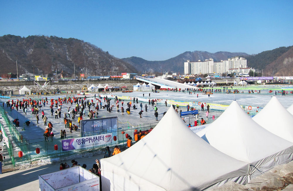 ▲▼韓國冬限定！華川冰魚節」冰上釣魚滑雪趣。（圖／業者提供）