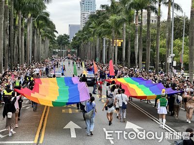 青少年同志6大煩惱公開！「校園不敢出櫃、在家仍遮遮掩掩」奪榜　