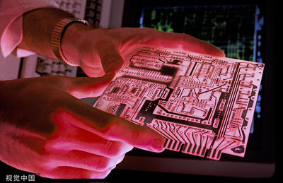 美拋晶片「五五分」 國台辦:台灣慌慌張張、連滾帶爬