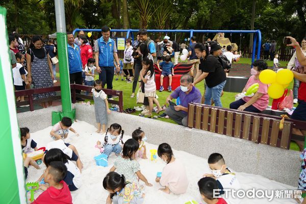 ▲南投市首座大型兒童遊戲場啟用。（圖／南投市公所提供）