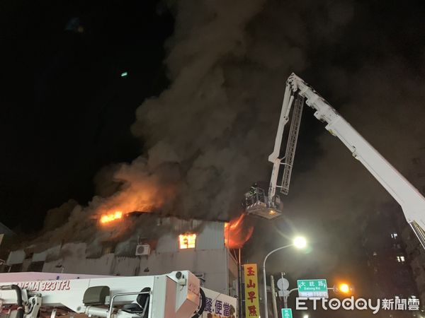 ▲嘉義知名早餐店深夜火警。（圖／記者翁伊森攝）