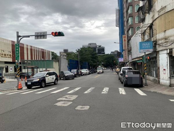 ▲▼   北投區磺港路車禍      。（圖／記者黃宥寧翻攝）