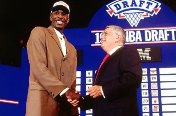 ▲▼前NBA球星、1995年選秀狀元史密斯（Joe Smith）。（圖／翻攝自IG／@joesmithbasketball）