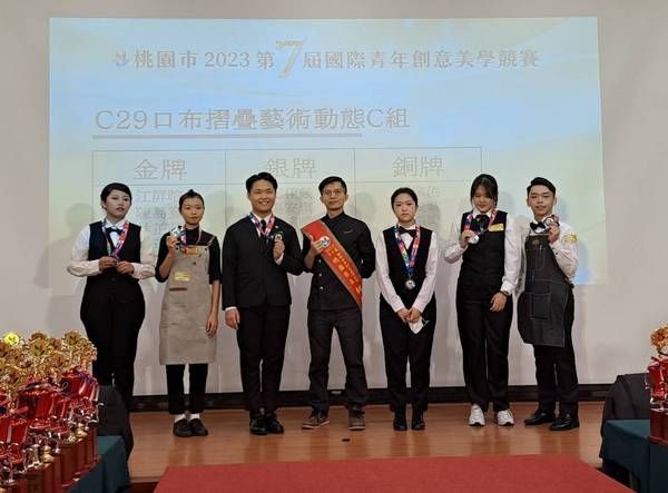 ▲口布摺疊及餐桌佈置競賽　