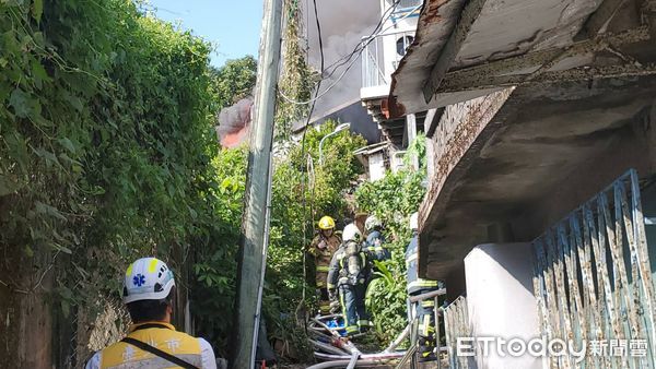 ▲▼台北市信義區民宅火警。（圖／記者黃彥傑攝）