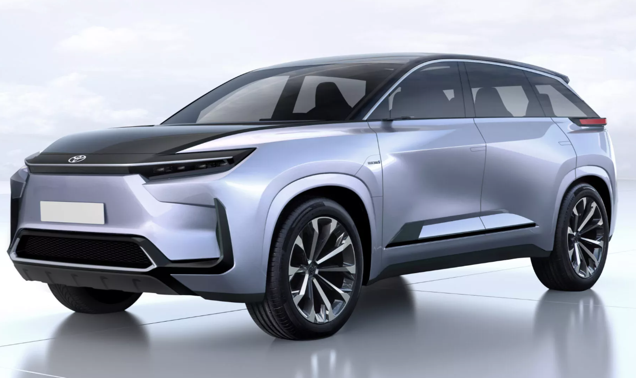 ▲TOYOTA將在明年推出量產的bZ5X 7人座電動車！（預想圖／翻攝自《Carscoops》）