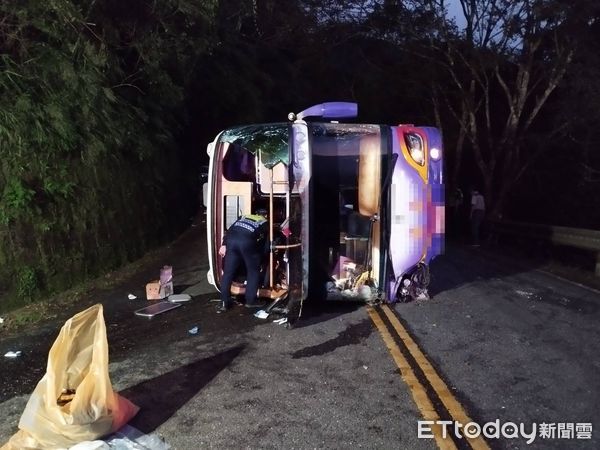 ▲宜蘭遊覽車翻覆、郭姓駕駛受訪。（圖／記者游芳男翻攝）