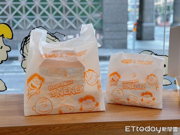 ▲▼「NENE CHICKEN x SNOOPY」聯名推出全新霜降韓國烤肉炸雞。（圖／記者蕭筠攝）